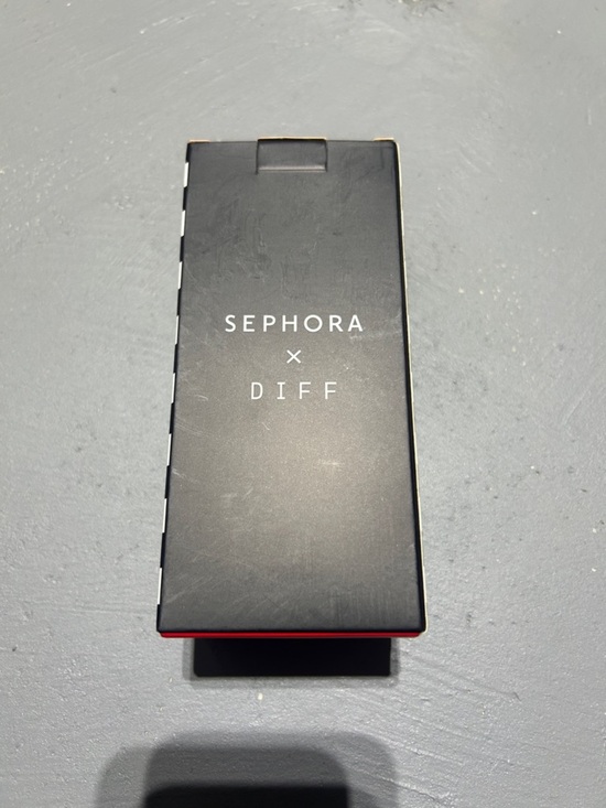 (NEW) Sephora x DIFF Indy Black Chunky Polarized Sunglasses with Hard Case main image 14